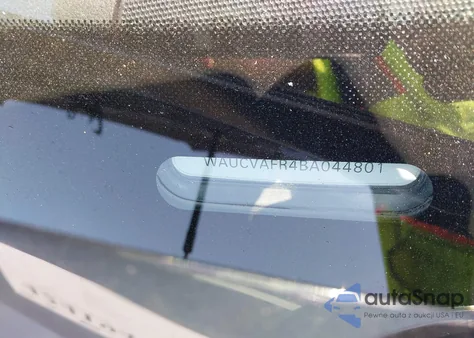 2011 Audi S5 4.2 Premium Plus from USA, damaged, VIN WAUCVAFR4BA044801